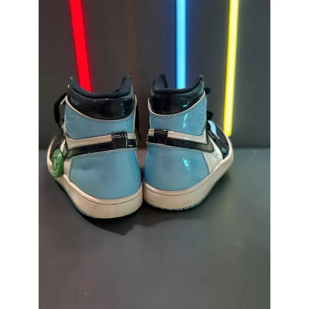 Nike Air Jordan 1 Mid Obsidian University Blue Patent Leather men's 7.5